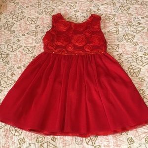 Adorable holiday dress!